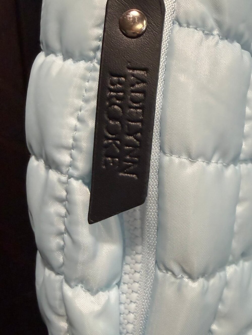 Jadelynn Brooke On Cloud Nine Light Blue Quilted Puffer Tote Bag - Picture 2 of 6
